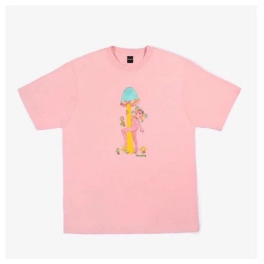 PLEASING BY HARRY STYLE TEE